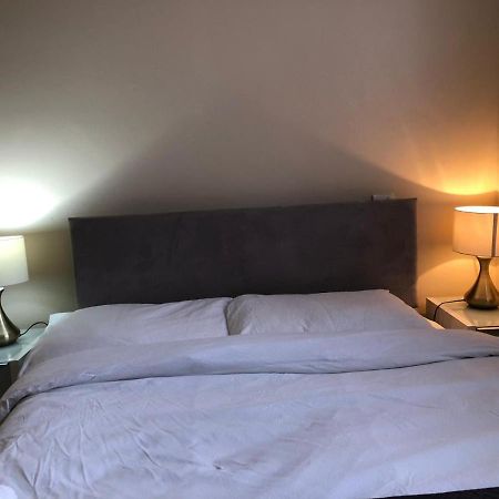 Entire Flat Very Comfortable 1 Bedroom Londýn Exteriér fotografie